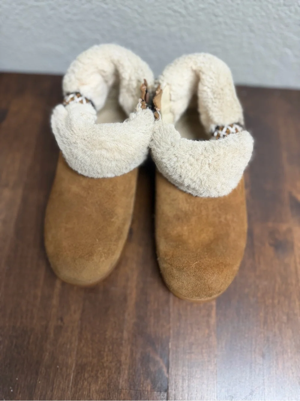 UGG Kids Chestnut Suede Boots with Cream Sherpa Cuff